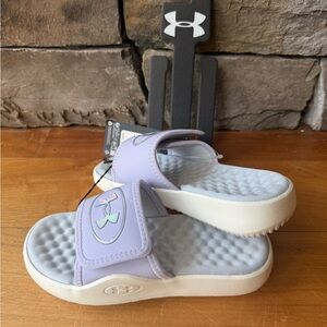 NWT/New Girls Under Armour Slide Sandals 2Y